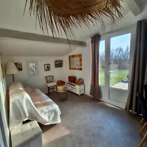 https://de-leau-et-des-oiseaux.fr-provencehotel.com